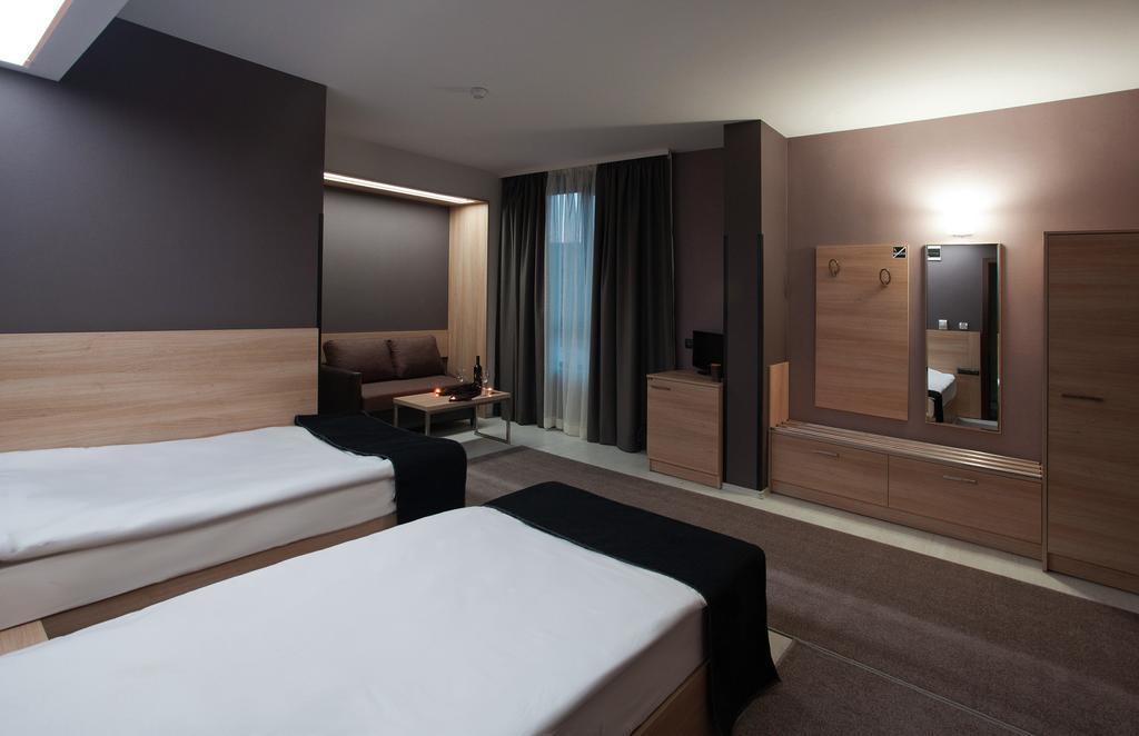 Hotel Idol Targovishte  Room photo